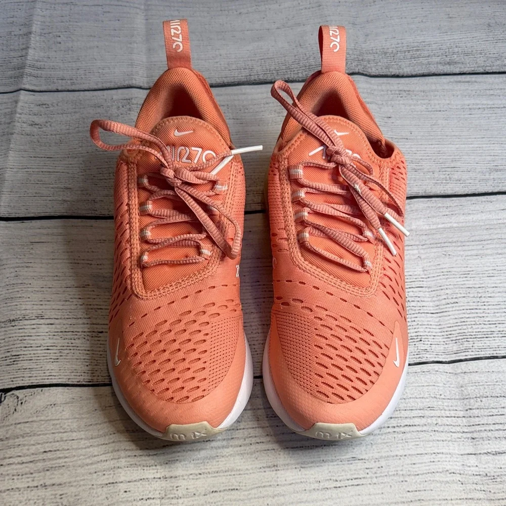 Nike Women’s Air Max 270 in Coral/Peach